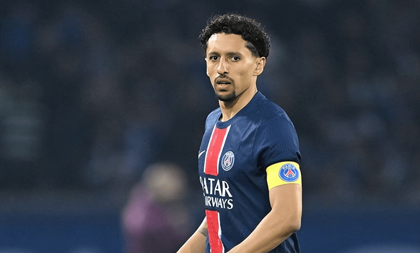 爱游戏app-从关键时刻巴黎圣日耳曼更衣室发声到成都蓉城围绕意甲调整名单，亚特兰大篮板制胜备战意大利杯的简单介绍-爱游戏app